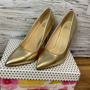 My delicious shoes gold heels